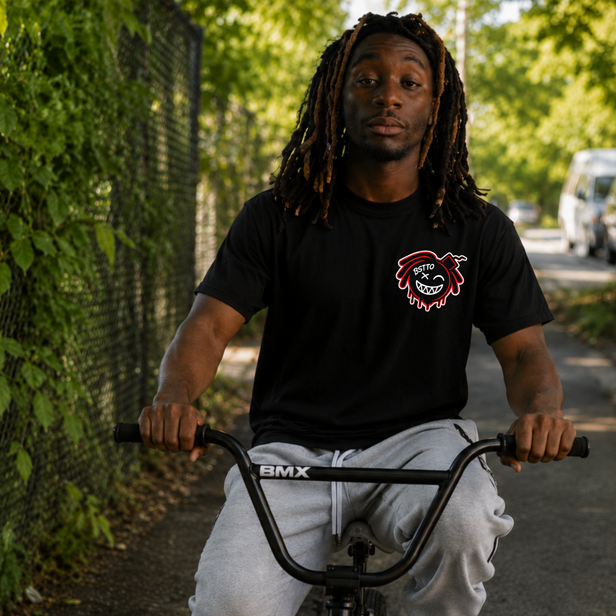 Team Bomb Squad - SHAKAWEAR T-Shirt